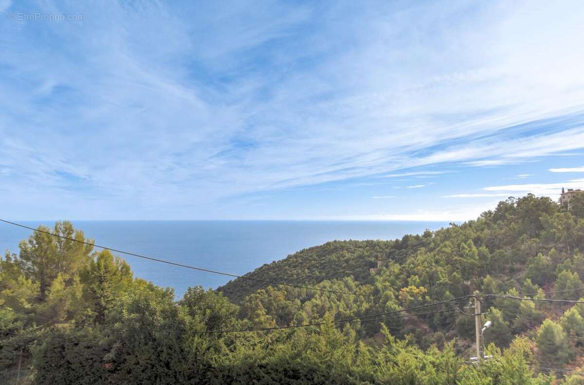 Appartement à EZE