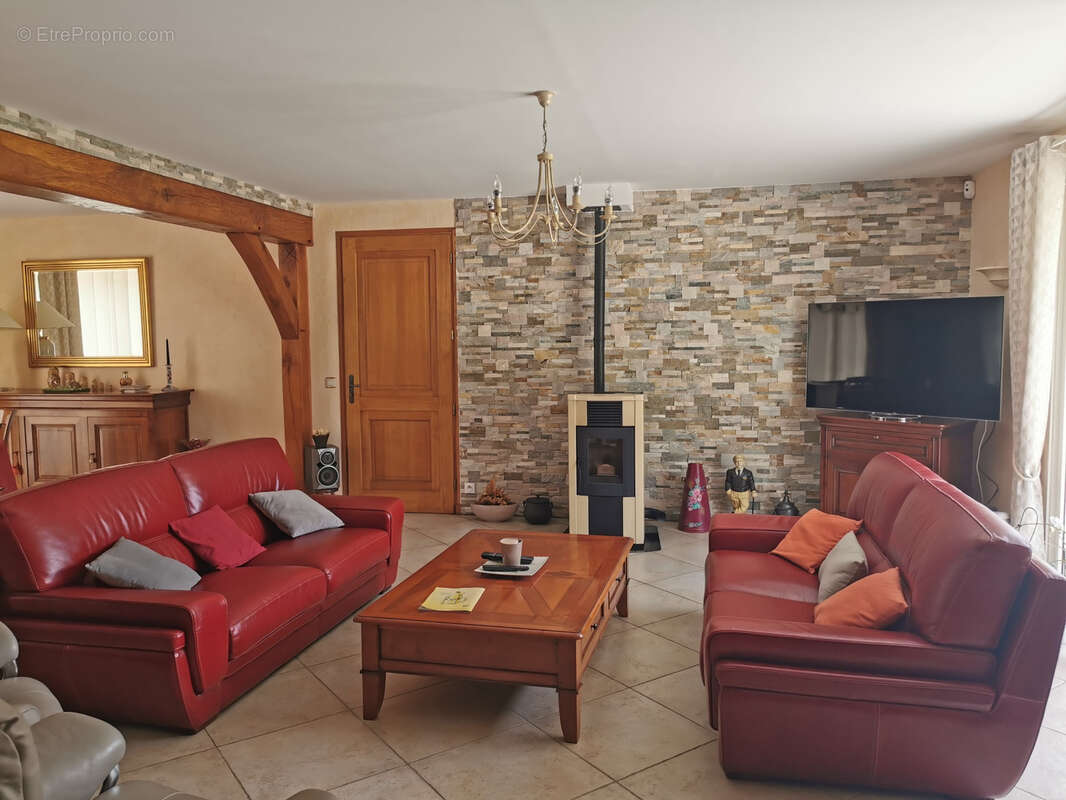 Belle propriété de 6.5ha avec deux étangs - photo 4