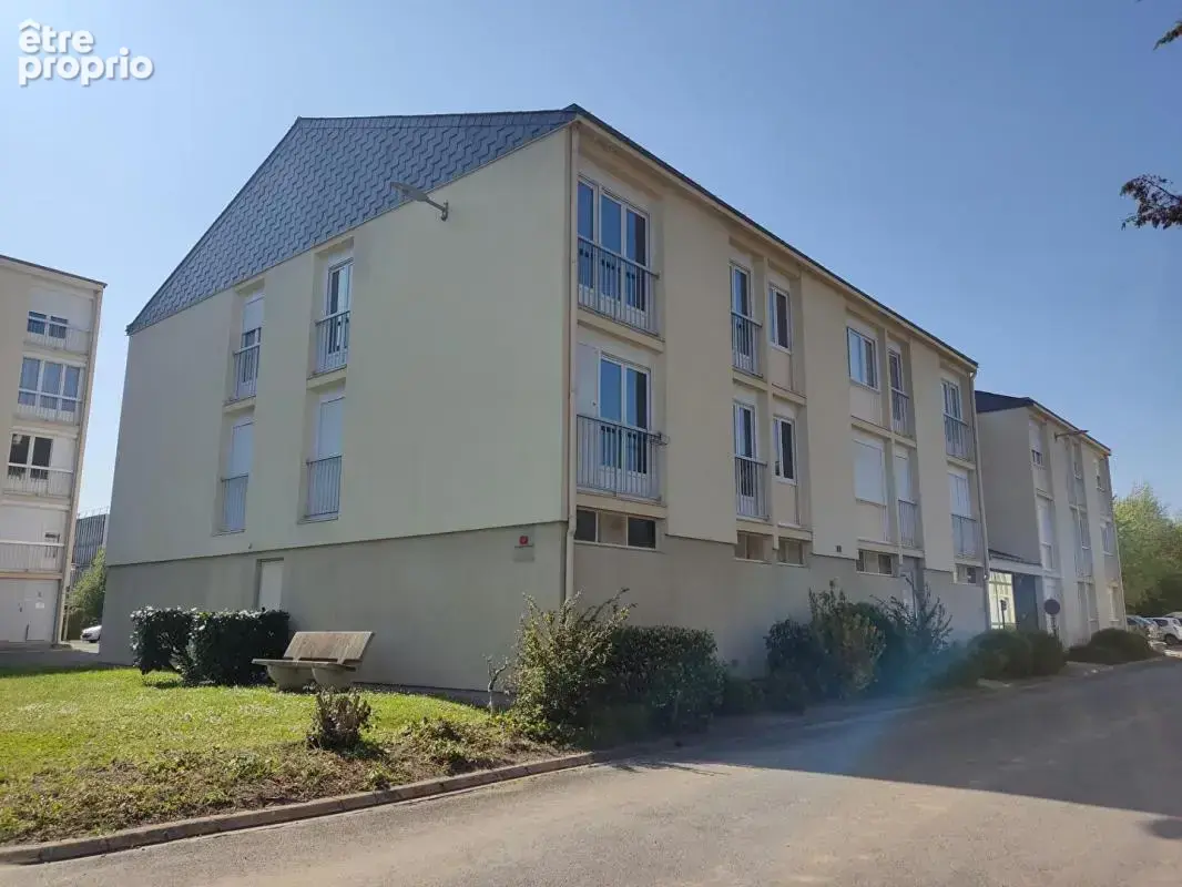 Photo Appartement à Beaufort-En-Vallee au prix de 72 000€