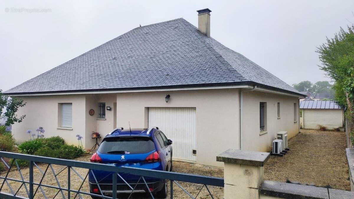 Maison à MONEIN