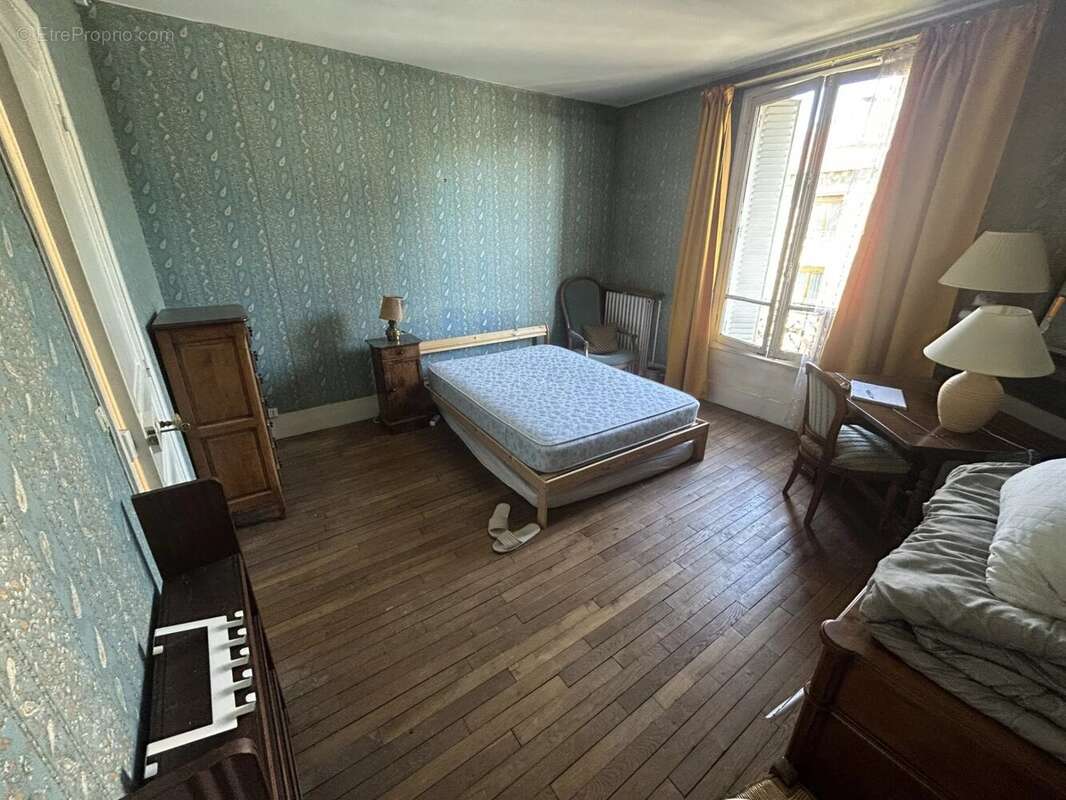 Maison à LE PERREUX-SUR-MARNE