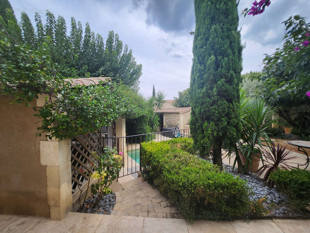 Véritable havre de paix , Uzes à pieds - photo 83