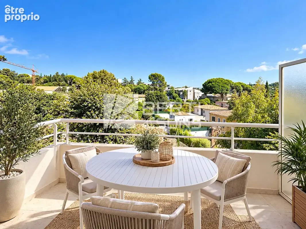 Exclusivite la boissiere cannes la bocca dernier etage 2p 38m²  residence piscine ! - photo 2