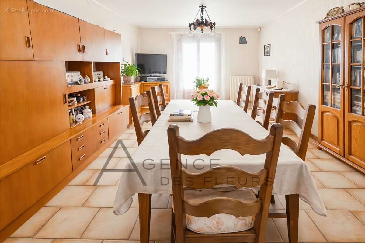 Maison à SAINT-PIERRE-LES-ELBEUF