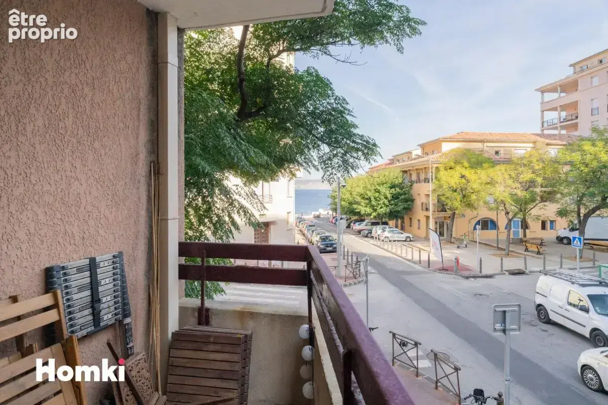Appartement à MARSEILLE-7E