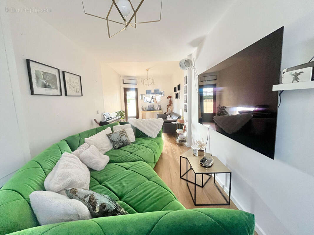 Maison à SARTROUVILLE