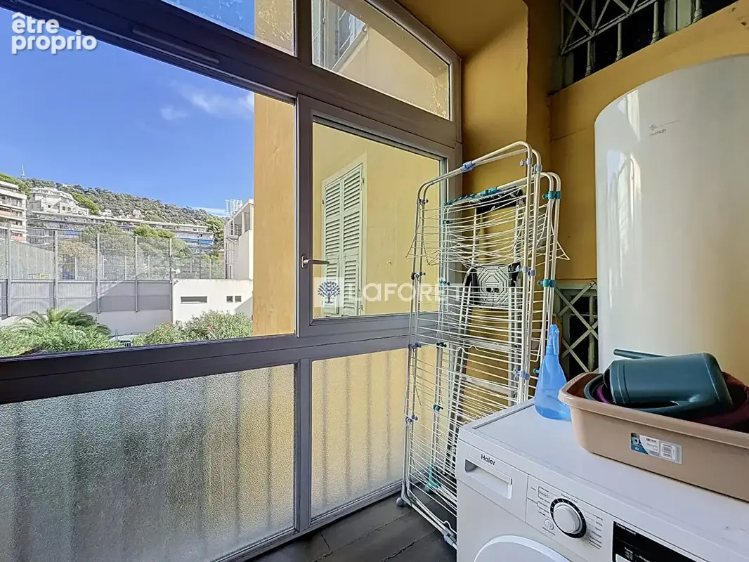 Spacieux 4 pièces traversant de 95m² avec balcons et caves - photo 9