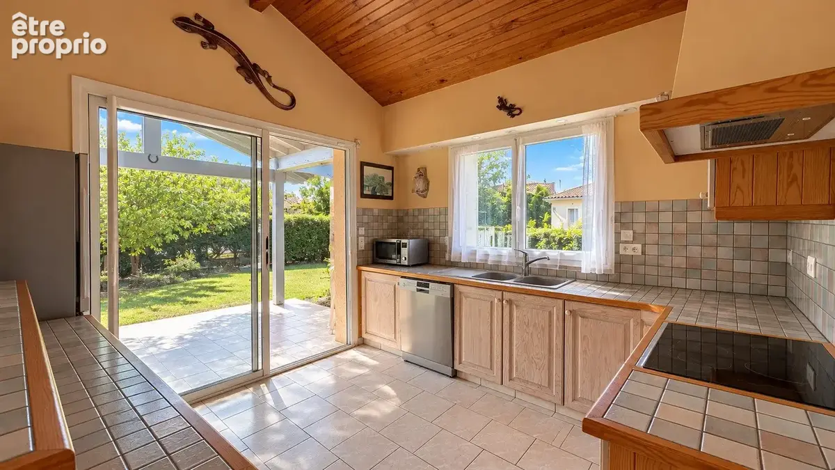 Maison d'architecte  140 m²  4 chambres  terrain de 1 195 m²  tout à pied - photo 8