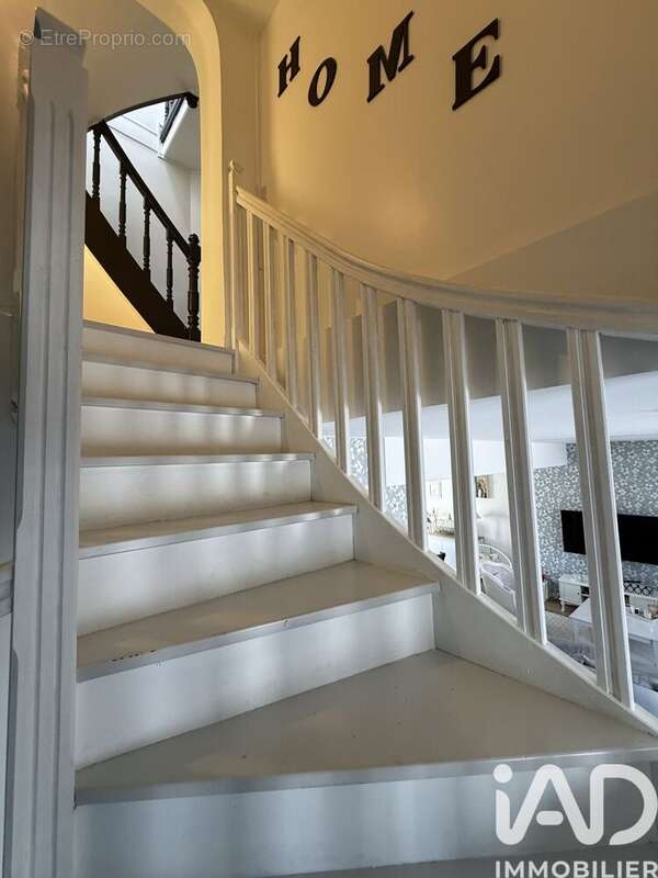 Maison 168 m² à Vannes  - photo 9