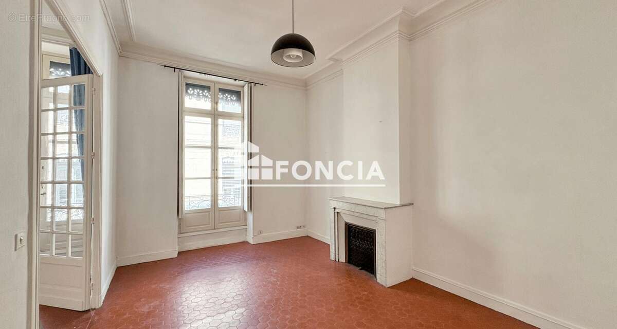 Appartement à NIMES