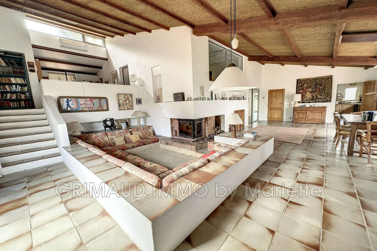 Maison à LA MOLE