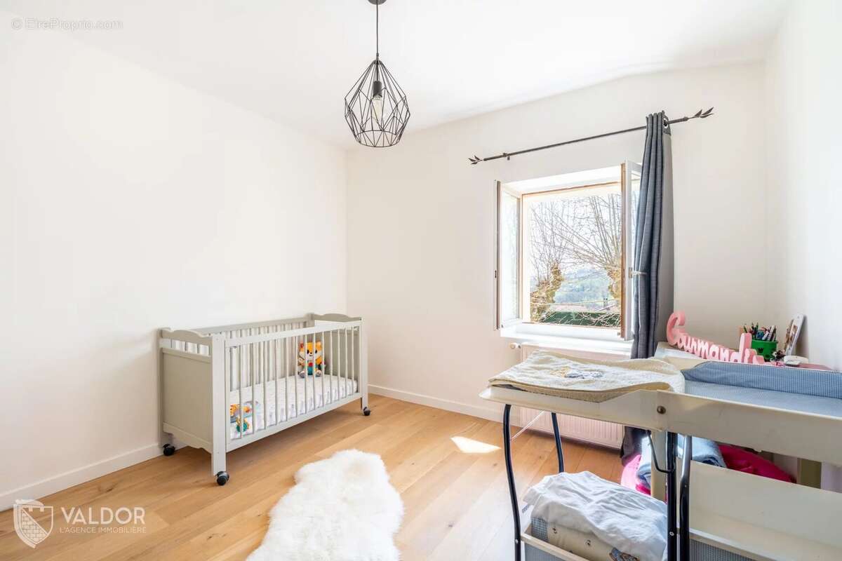 Maison à POLLIONNAY