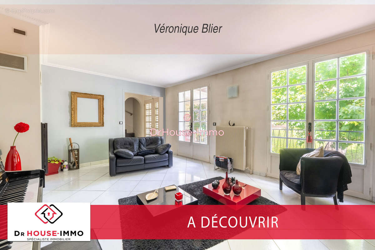 Maison à AUFFREVILLE-BRASSEUIL