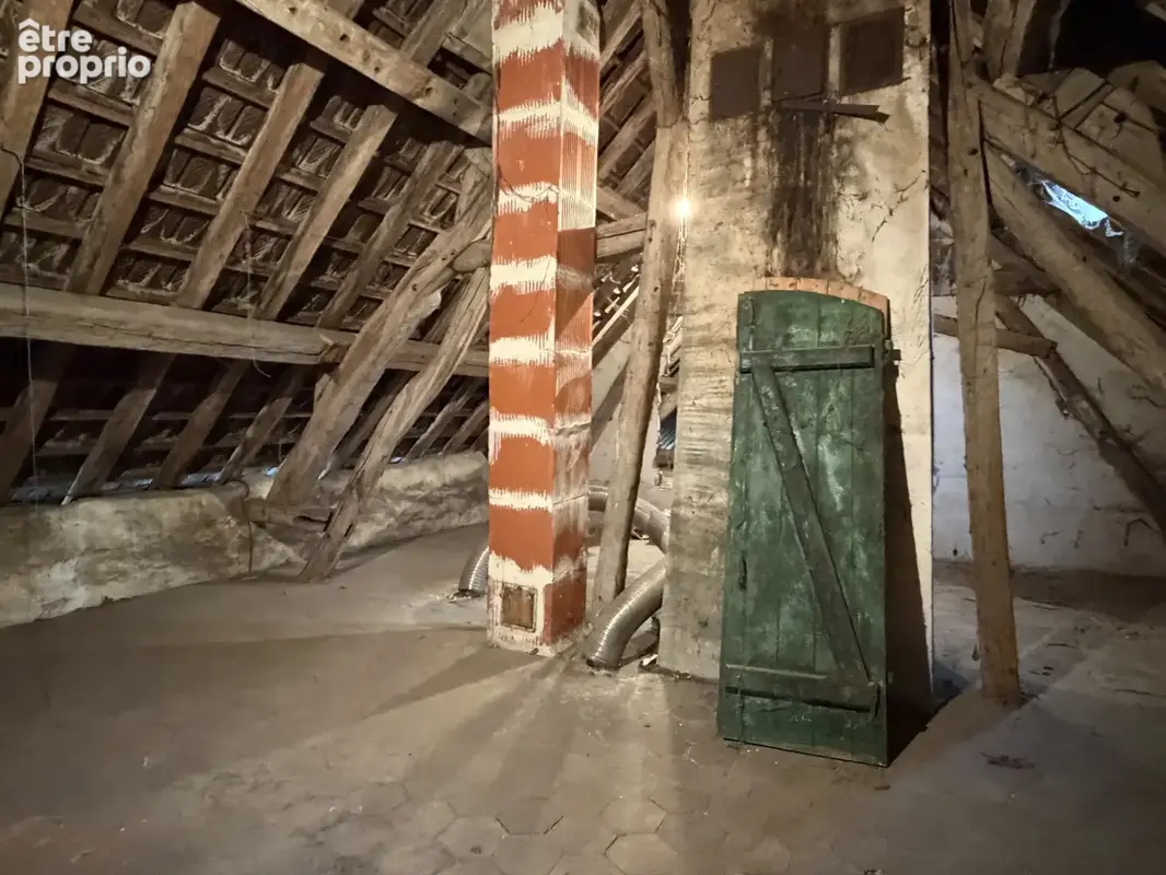 Maison en pierre de 160 m2 avec terrain clos et arboré   Villers-Saint-Sépulcre - photo 14
