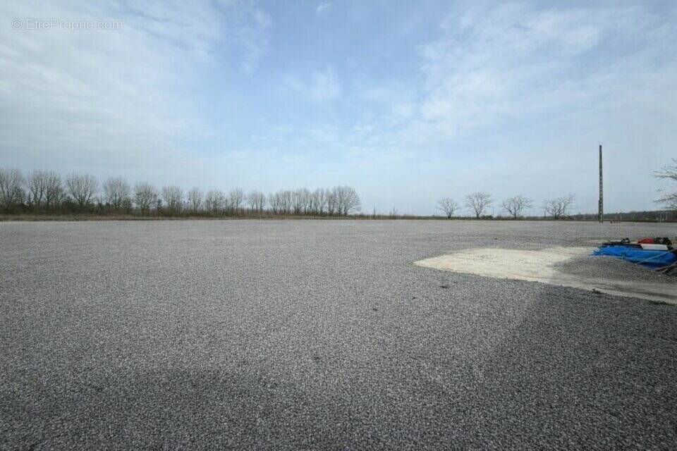 Terrain à SAINT-SOUPPLETS