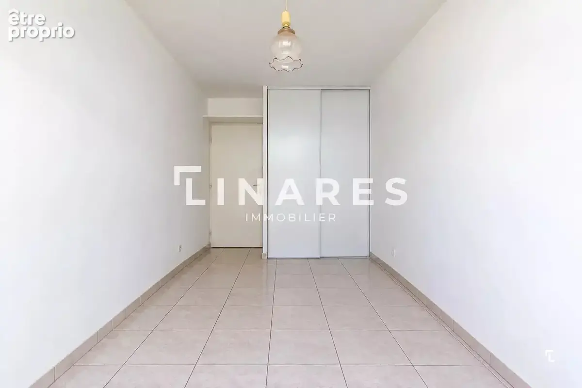 VIDA LOCA - Appartement T3 de 63m2 - Terrasse - Box (sus) - 13008 - photo 9