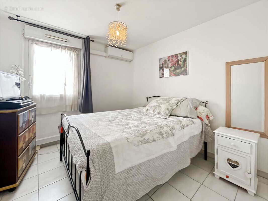 Appartement à MOUANS-SARTOUX