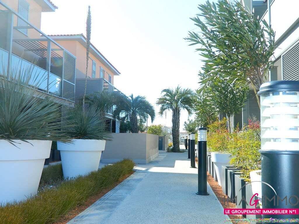 Appartement à MAUGUIO