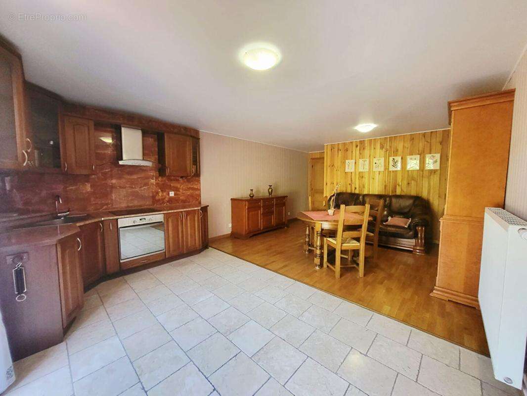 Opportunité Exceptionnelle : Ensemble Immobilier de Charme Entre Paris et Orléans. Idéal Investissement Locatif ! - photo 8