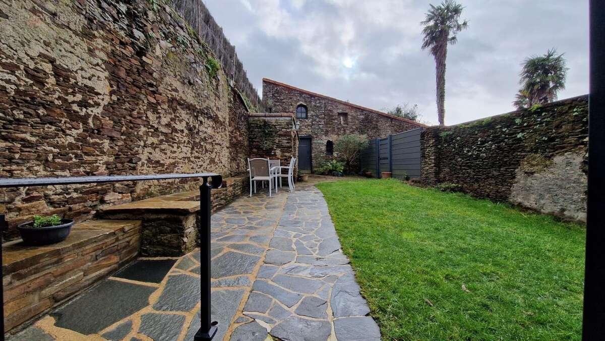 Maison à LE LOROUX-BOTTEREAU
