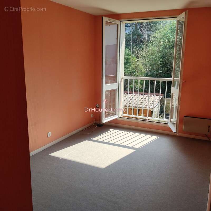 Maison à BRY-SUR-MARNE