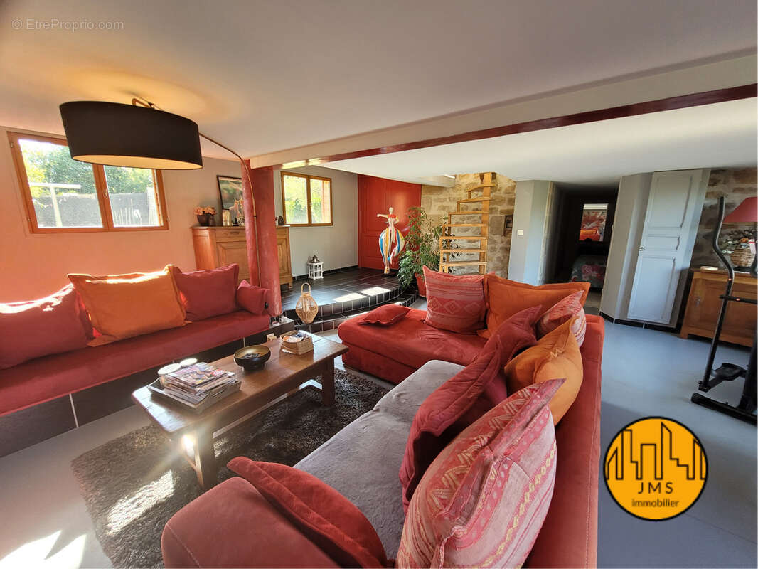 Maison à SAINT-HILAIRE