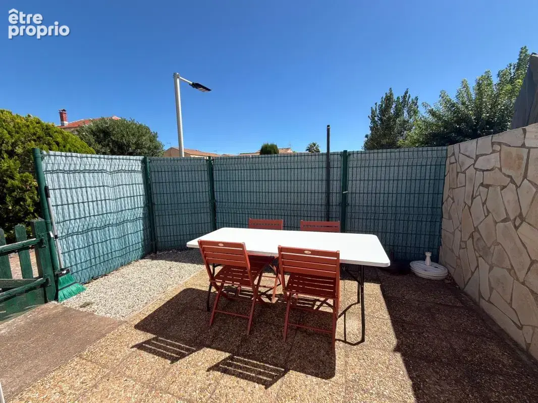 À Vendre - Marseillan plage  -  Villa rénovée à 200 m de la mer – Résidence avec piscine - photo 9