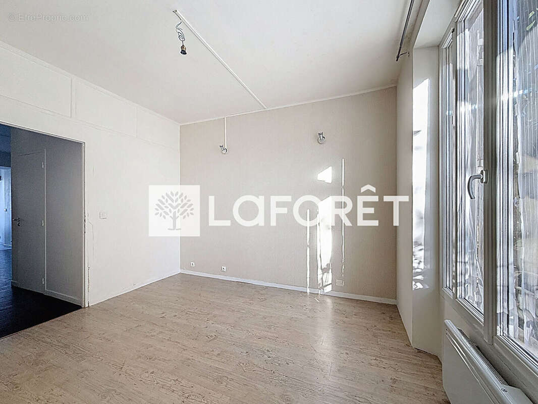 Appartement à MOISSY-CRAMAYEL