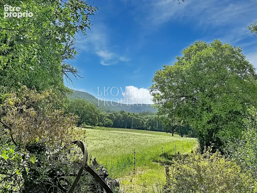 Propriété d'exception avec moulin du 19ème siècle, villa indépendante, 2 piscines sur 1,6 hectare - photo 21