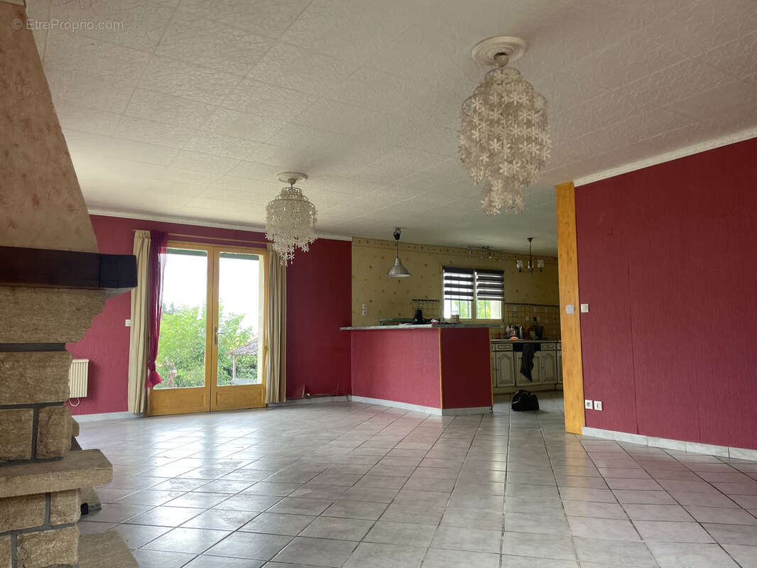 La Réole centre - Maison plain-pied de 92 M2 avec garage et jardin - photo 7