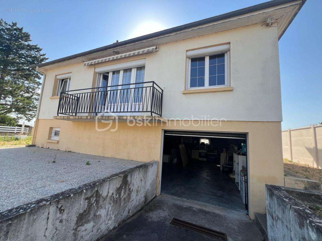 Maison à JANVILLE