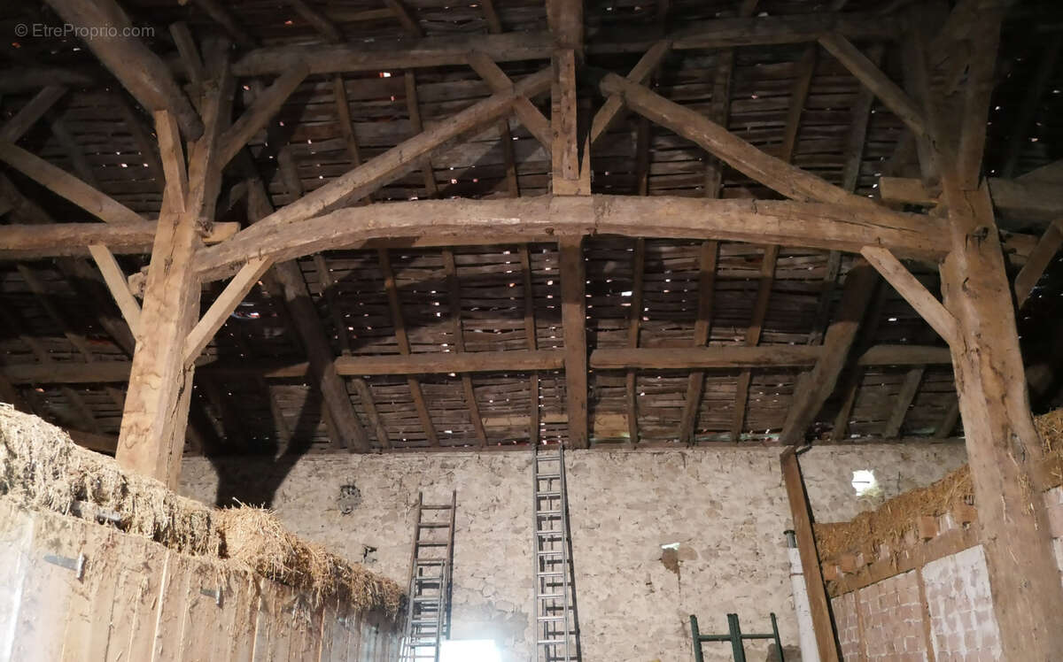 Propriété composée de plusieurs maisons - photo 13
