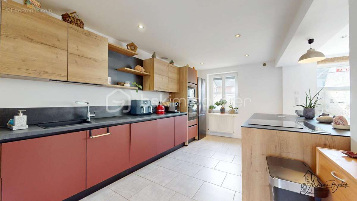 Maison à BAZOCHES-LES-GALLERANDES