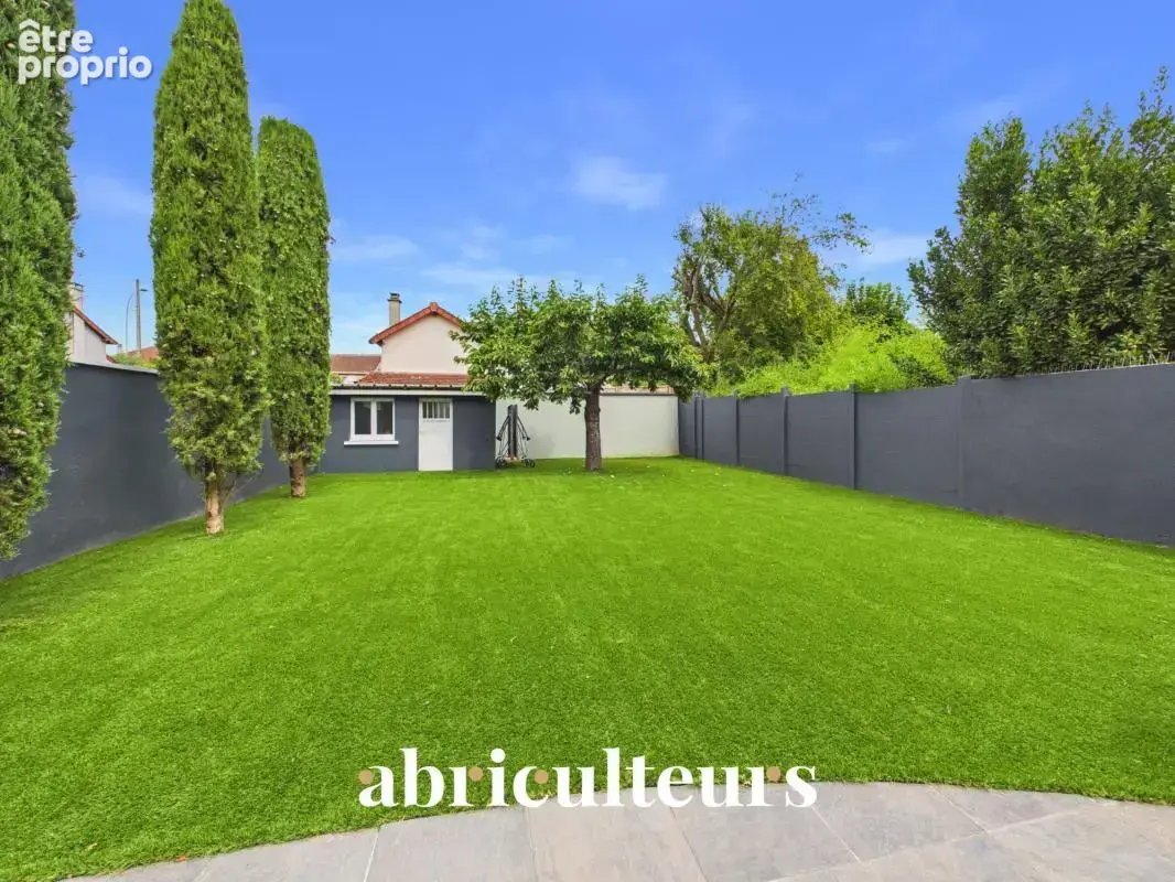 Maison familiale individuelle avec jardin - 6 pièces - 185 m² - Ormesson-sur-Marne - photo 20