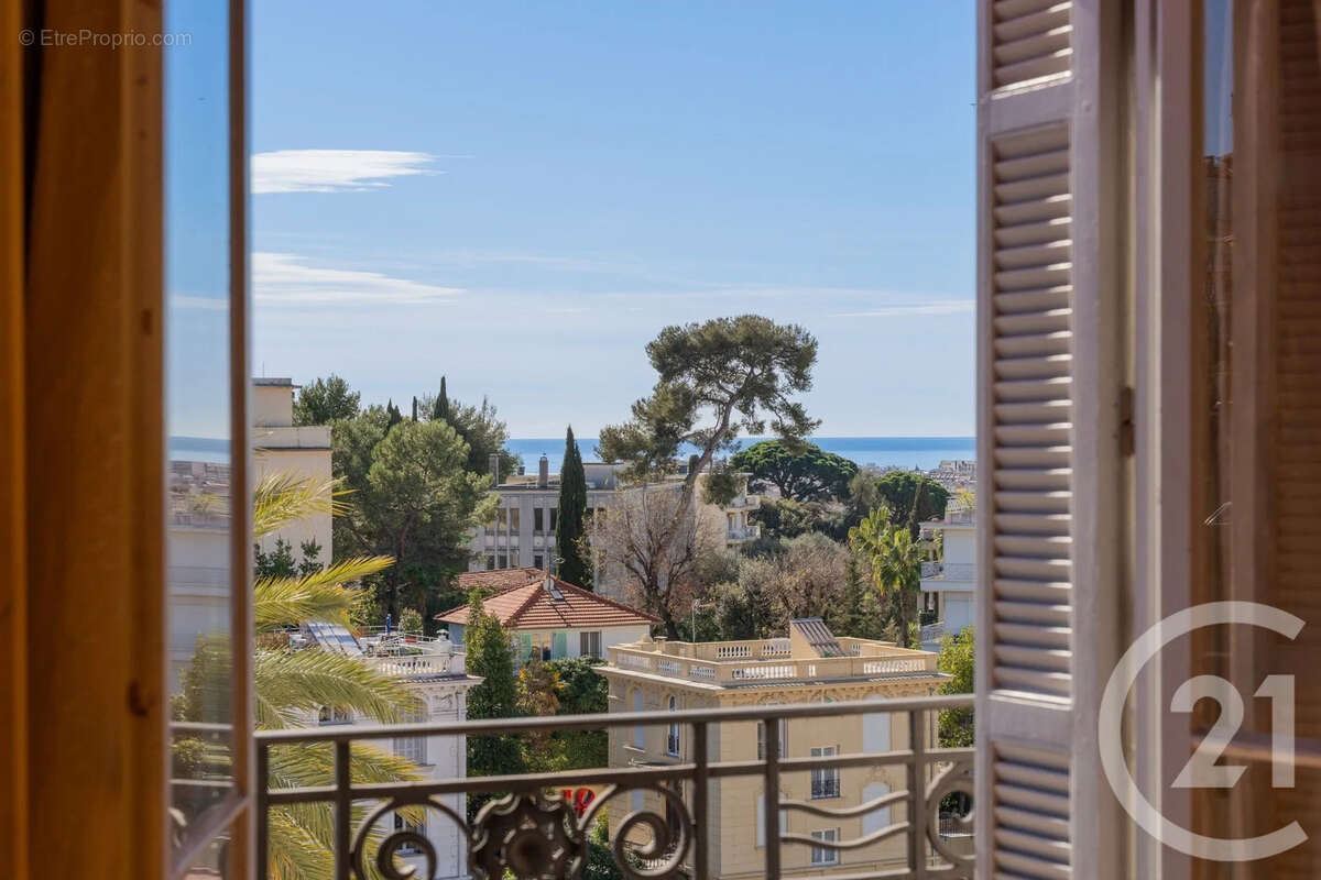 Appartement à NICE