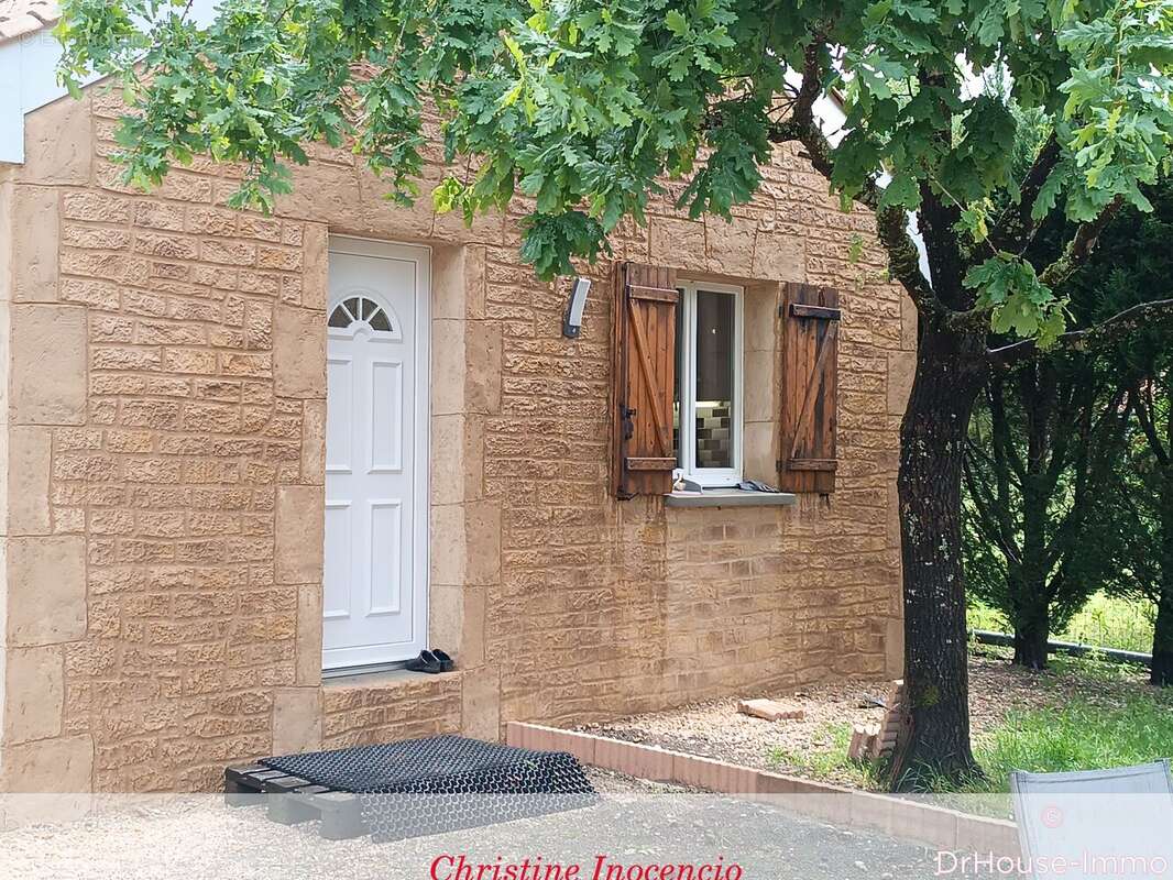 Maison 169 m² à Reignac  - photo 63