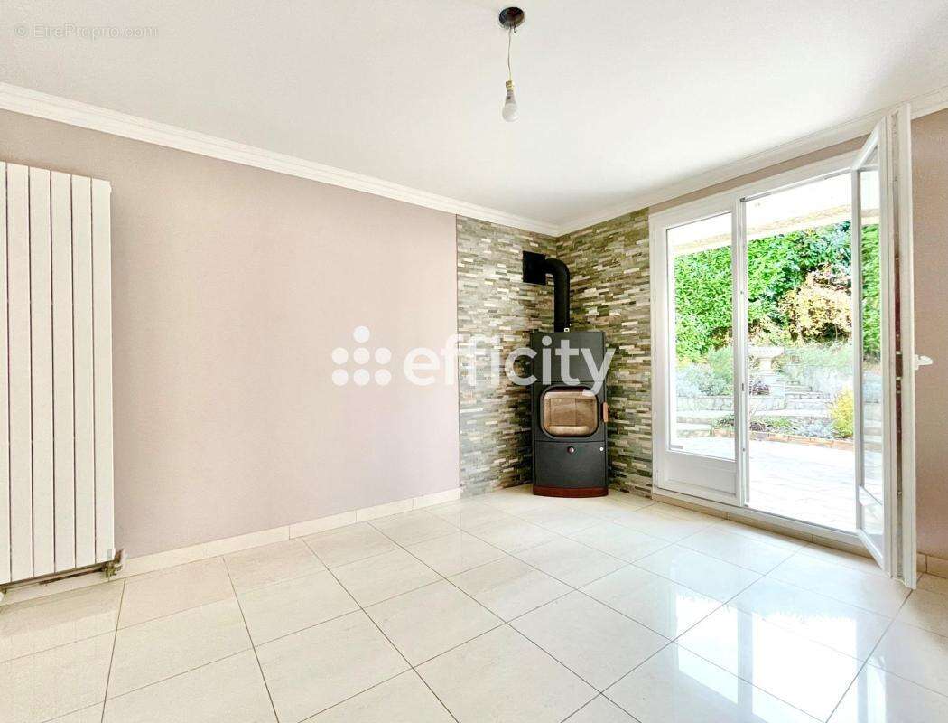 Maison à EPINAY-SUR-ORGE