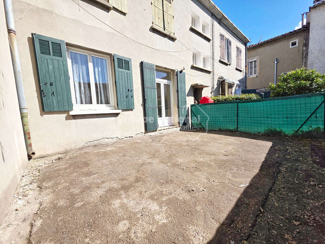 À vendre : Appartement 3 pièces à Miramas avec jardin - photo 3