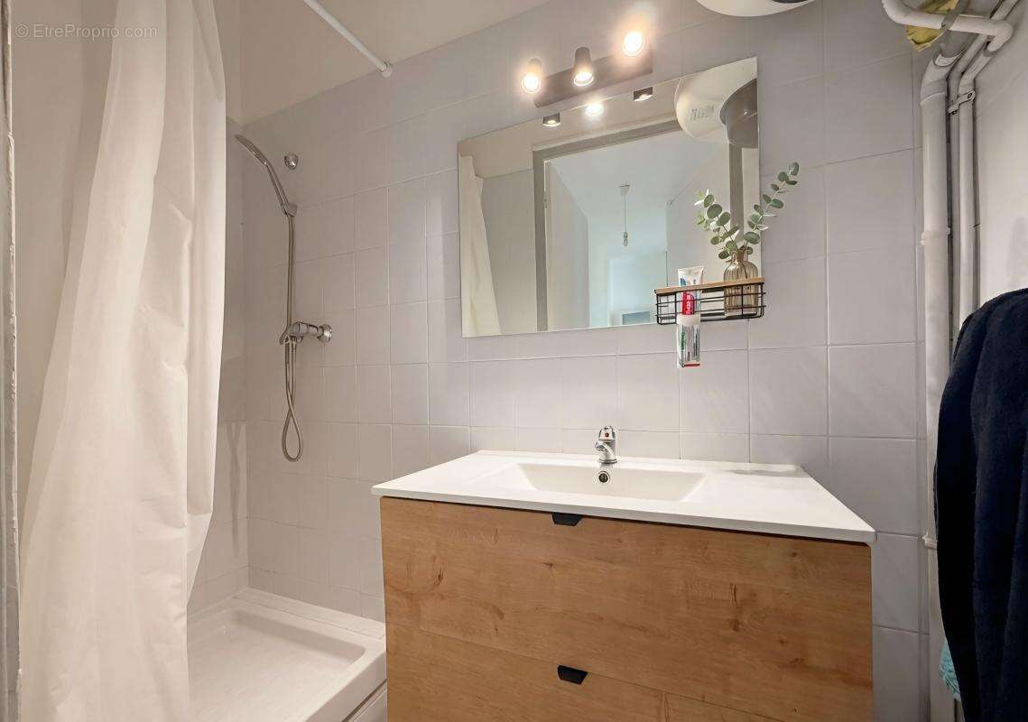 Appartement en dernier étage à vendre dans un immeuble bourgeois du xxe siècle - photo 6