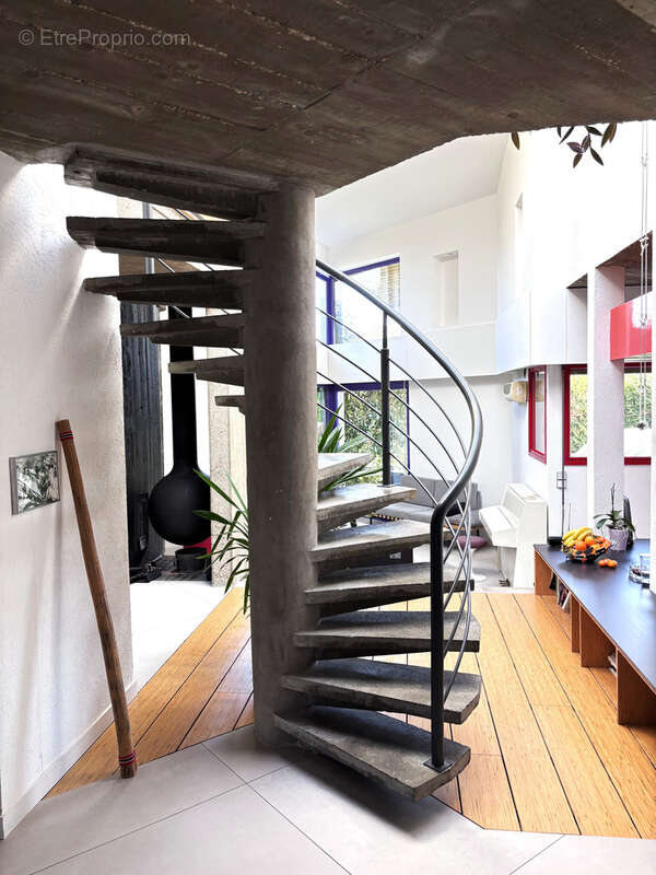 Maison à SAINT-CYR-AU-MONT-D'OR