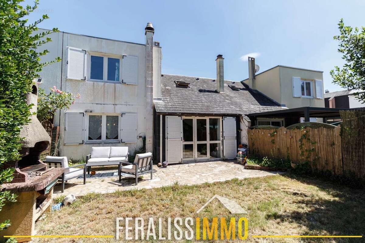 Maison à CERGY