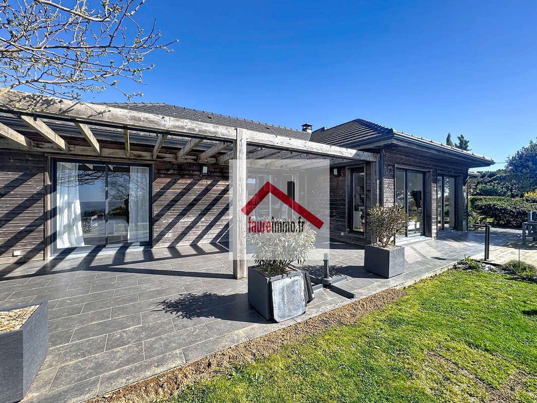 Maison à SAINTE-FEREOLE