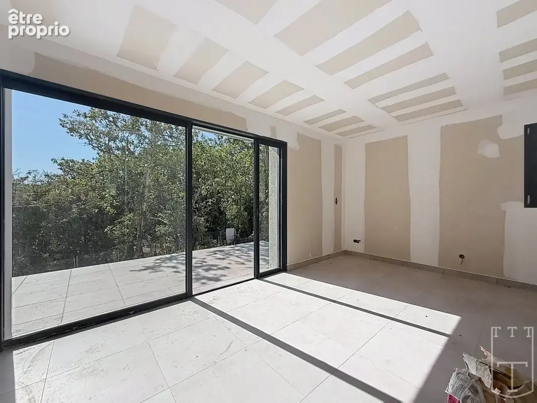 EXCLUSIVITE RUOMS - Villa neuve vendue terminée, centre village à pied - photo 7