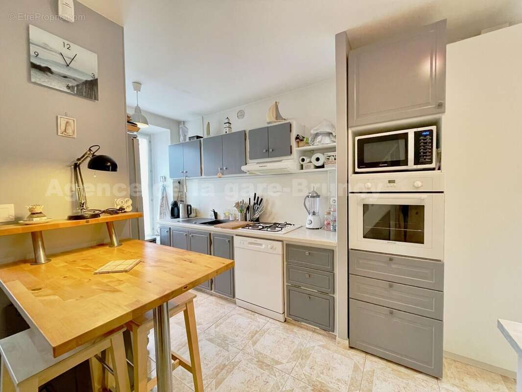 Cuisine - Maison à BRUNOY