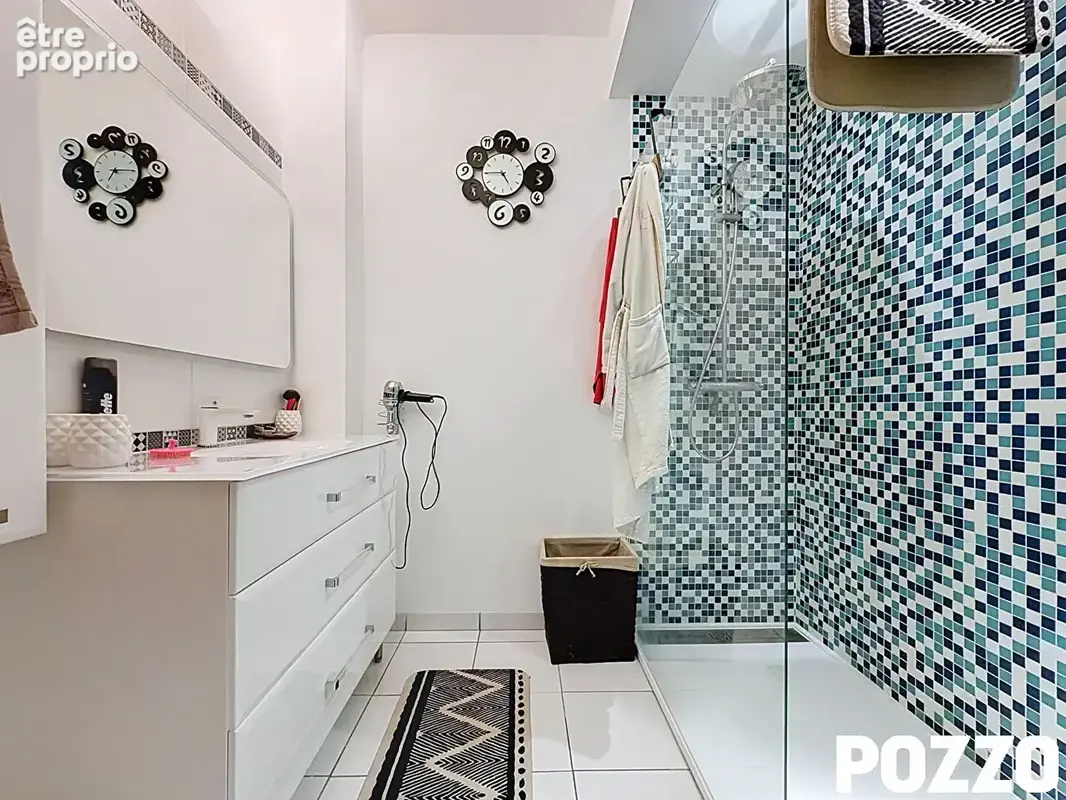 VENTE : appartement (111 m² Carrez) à centre-ville de COUTANCES - Garage - Caves - Grenier - photo 9