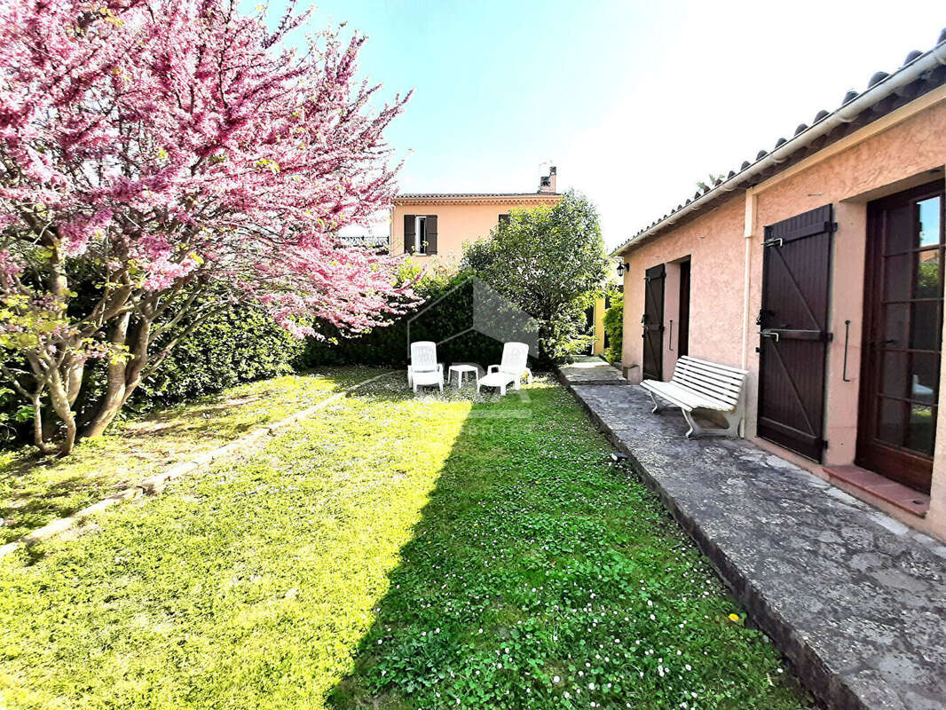 Maison à MOUANS-SARTOUX