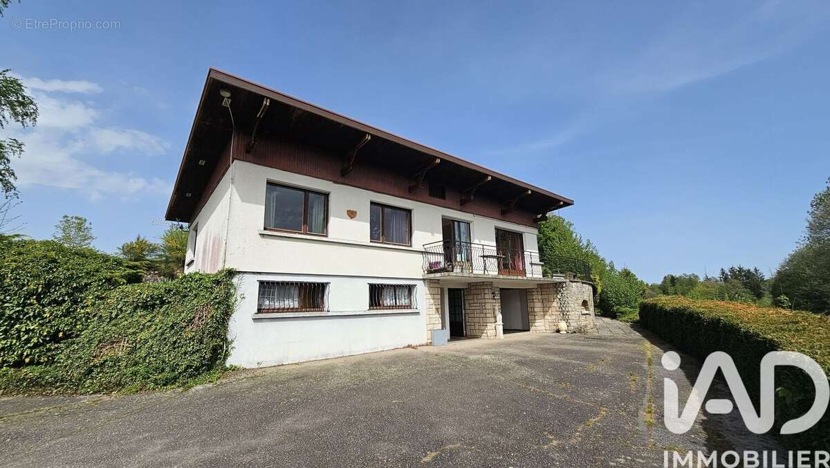 Photo 6 - Maison à UZEMAIN