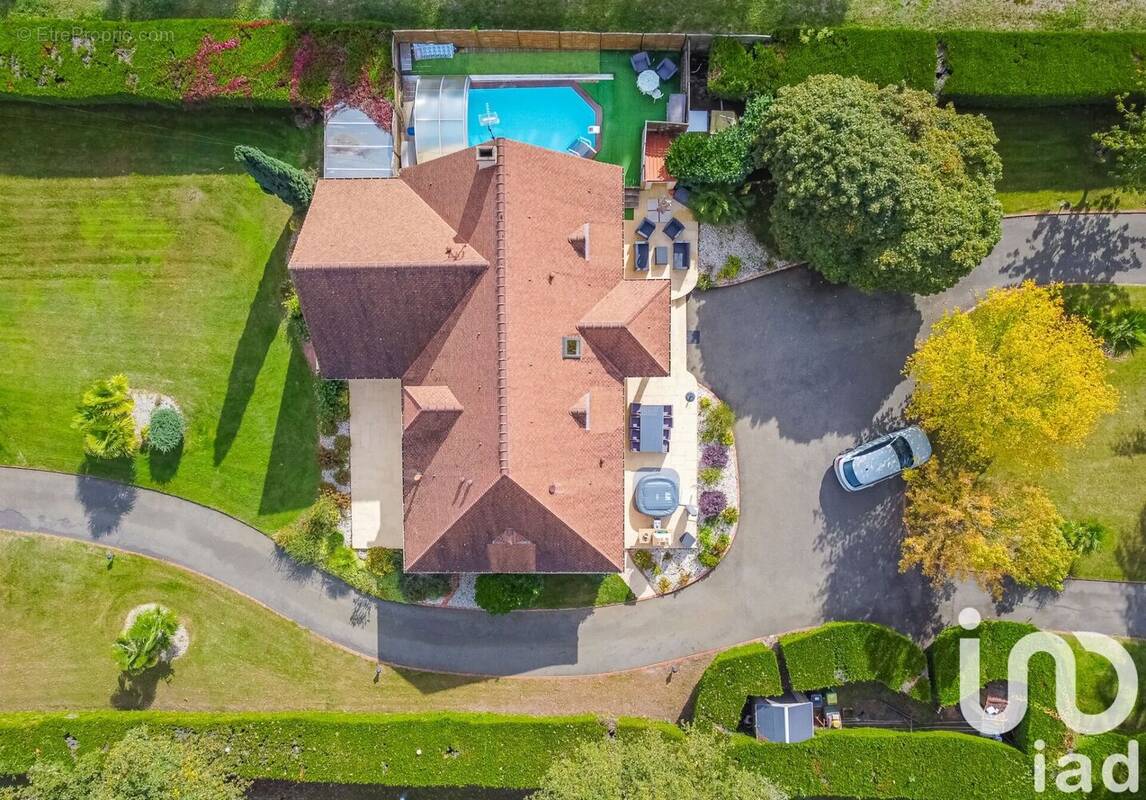 Photo 1 - Maison à RUAUDIN