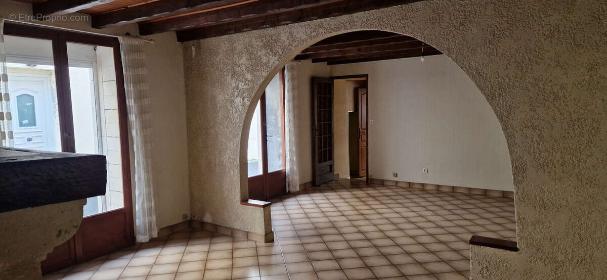 maison ancienne pierre 120 m2 trois chambres - photo 4