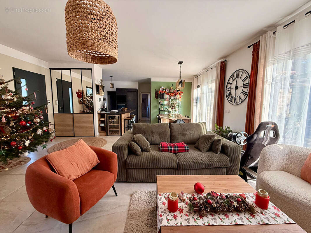 Maison à PLAN-D&#039;AUPS-SAINTE-BAUME